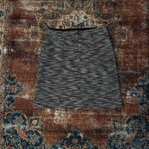 LOFT Black White Textured Mini Skirt Womens Size 2 Tweed Career Preppy Academia